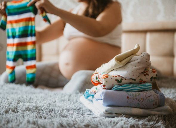 Vêtements future maman et bébé
